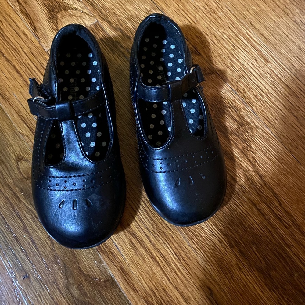 Toddler girls shoe’s
